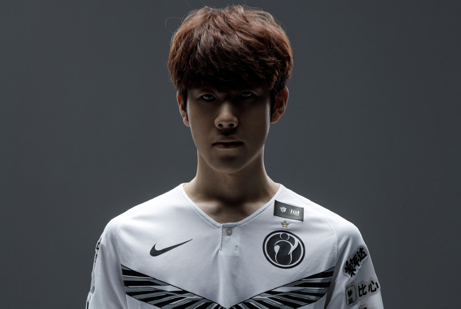 多的青少年 多的青少年